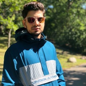 Meet your Posher, Amit